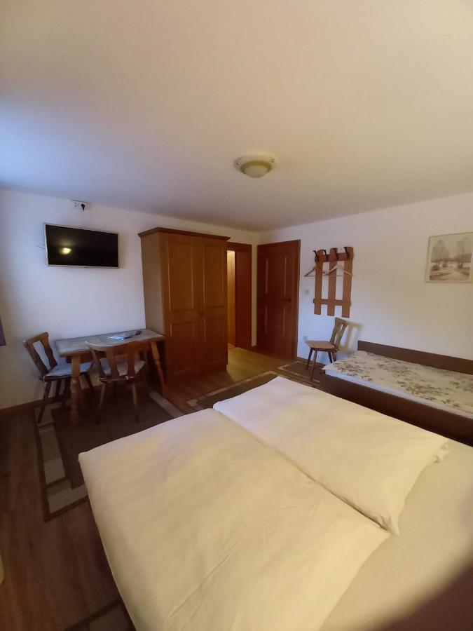 Haus Tannegg Bed & Breakfast Pettneu am Arlberg Exterior photo