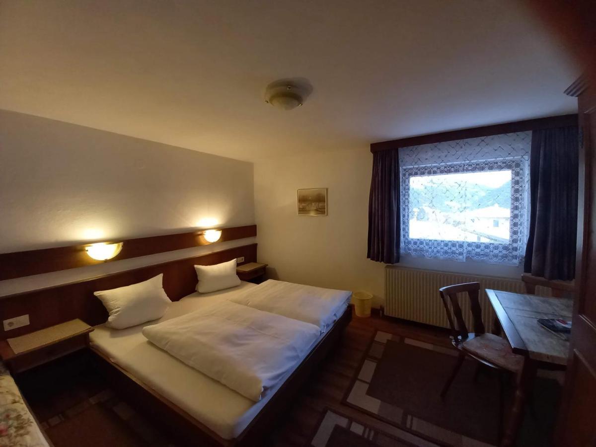 Haus Tannegg Bed & Breakfast Pettneu am Arlberg Exterior photo
